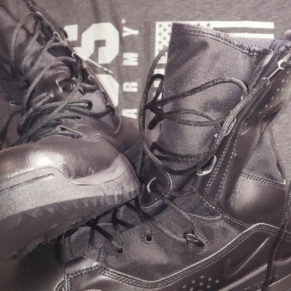 Nike SFB FIELD 2 8\